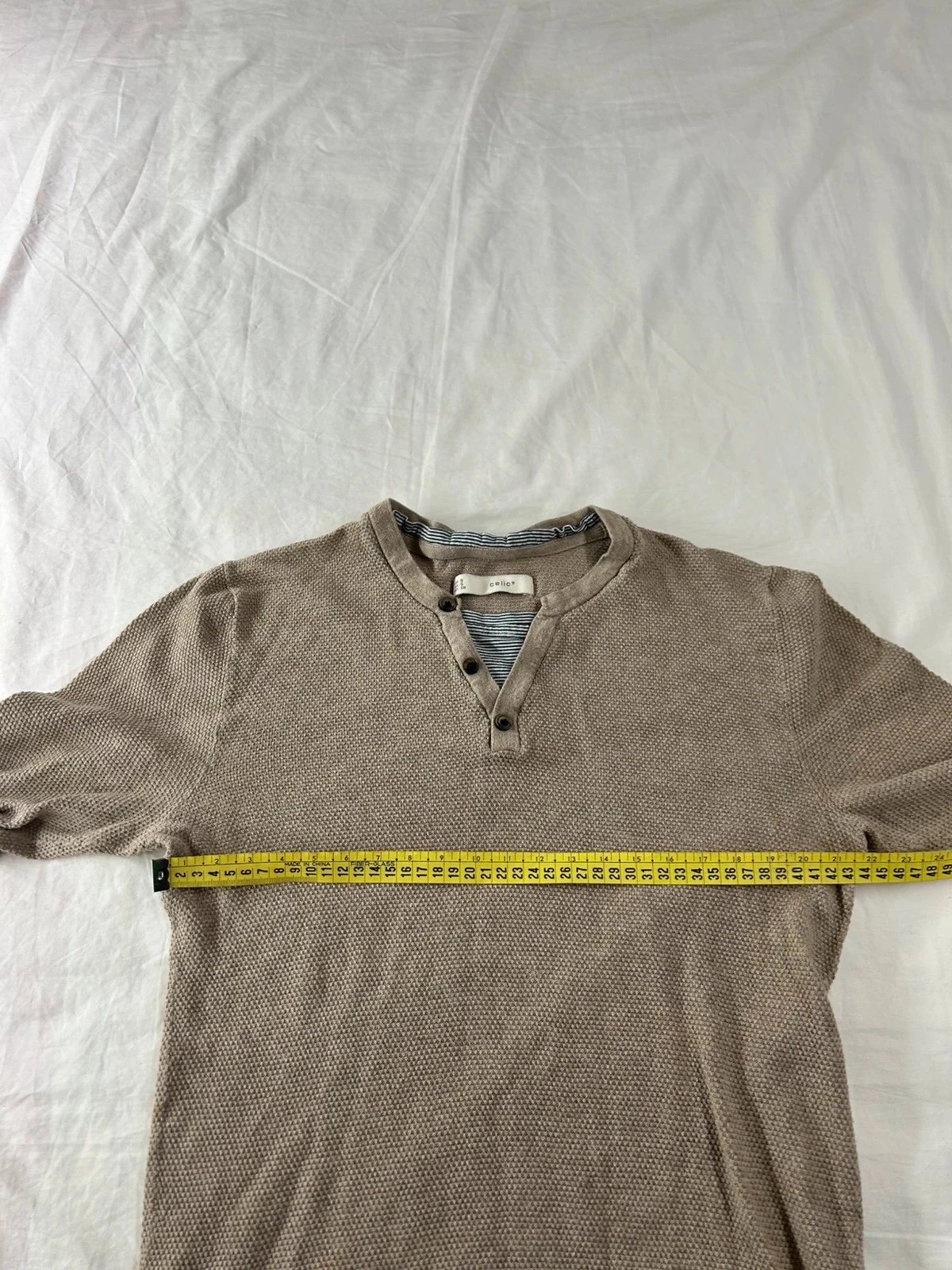 Sudadera con cuello en V beige celio – photo 7